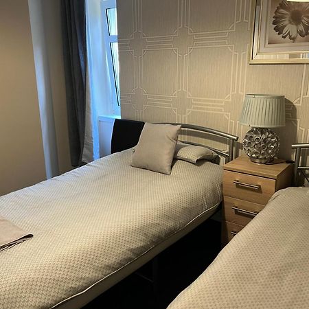 Budget Rooms 因弗内斯 外观 照片