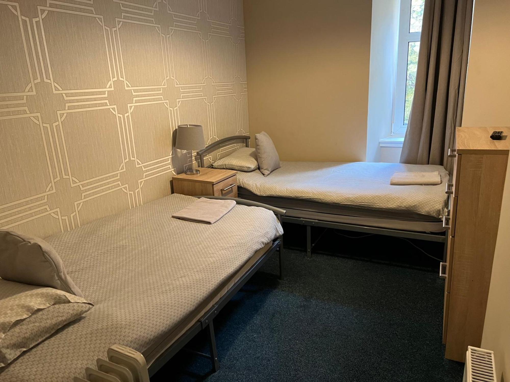 Budget Rooms 因弗内斯 外观 照片